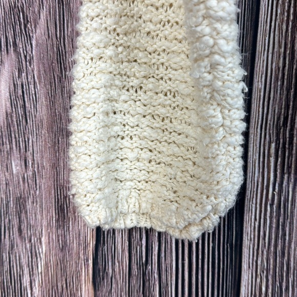 Cotton Knit Sweater- Size Medium - Picture 3 of 9